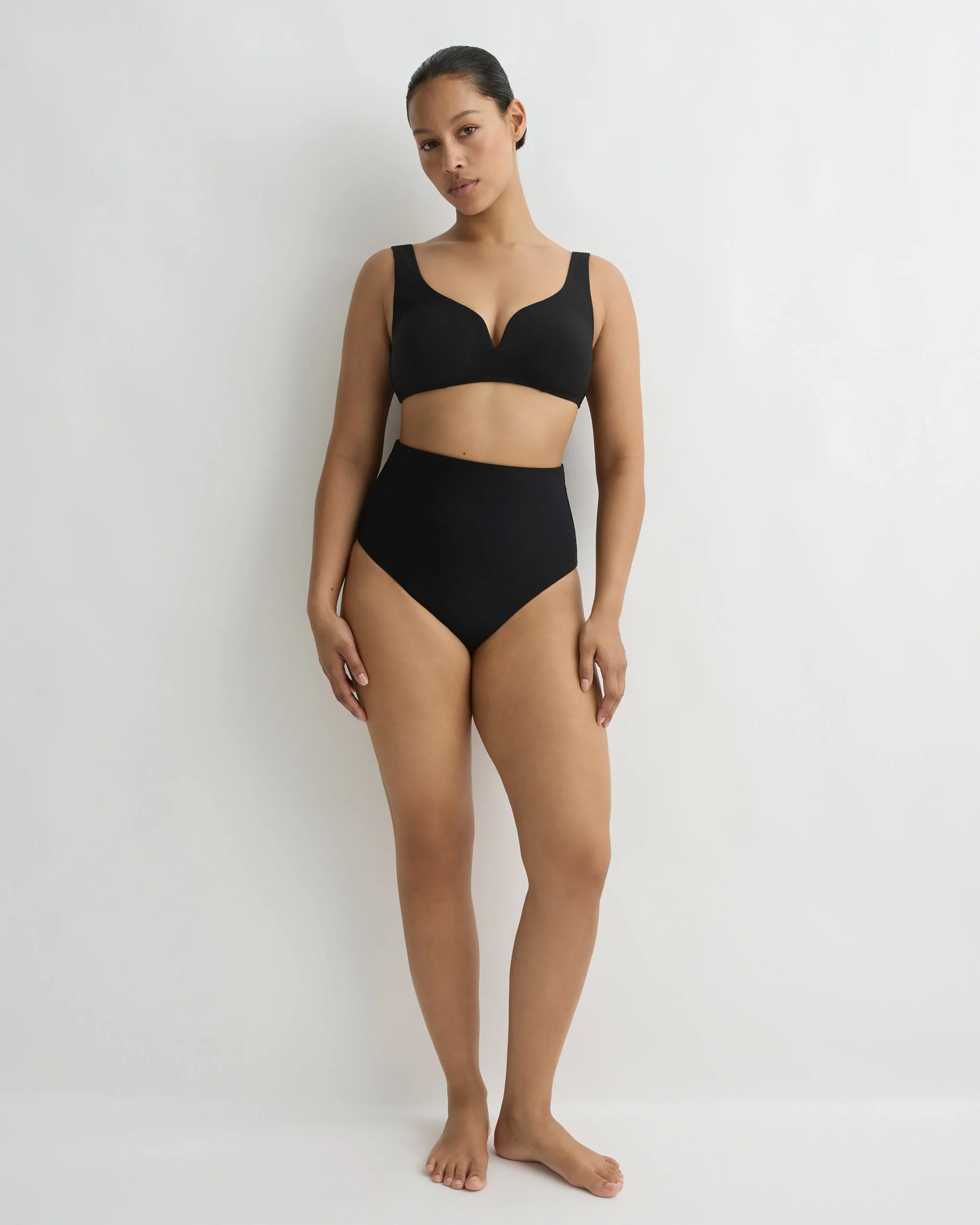 BONDI BORN Bikini Tops*Veralise Bikini Top - (Sculpteur®) Black